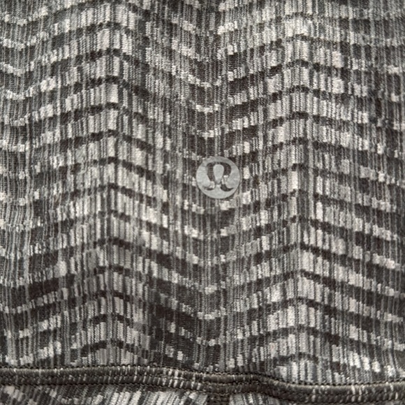 lululemon athletica Gray Patterned Leggings - Picture 6 of 6